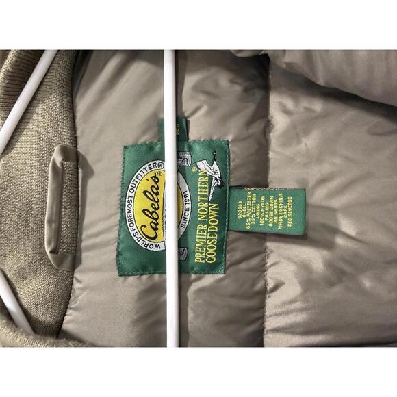 Cabela's Premier Northern Goose Down Puffer Vest, Men's Large, Regular - Picture 2 of 8